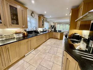 Photo 21- click for photo gallery